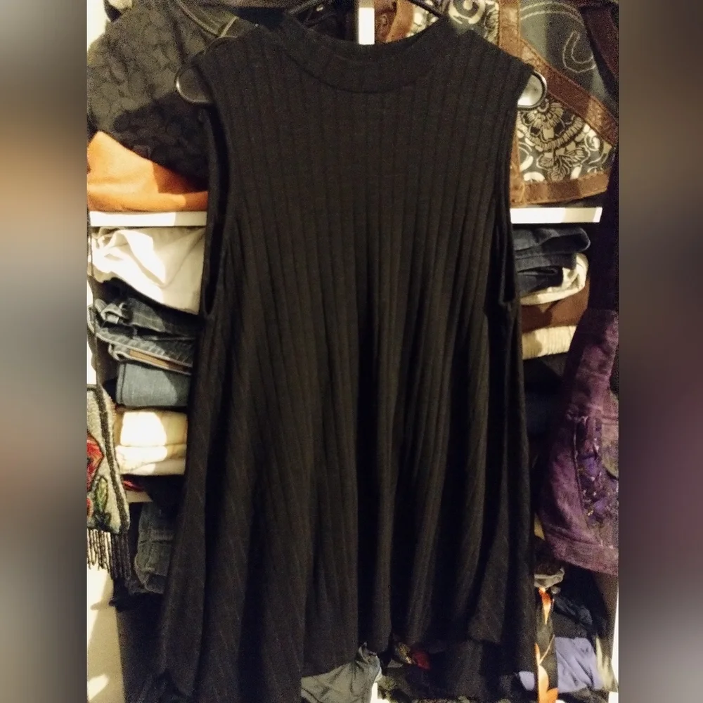 Lisa Rinna Collection ( QVC) Large - Picture 5 of 10